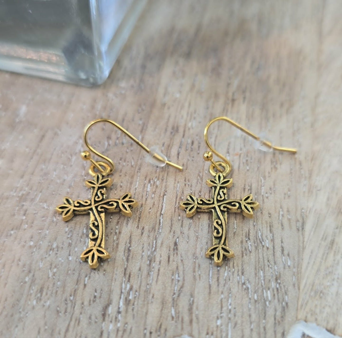Antique Cross Earrings | Vintage Faith Earrings | Lightweight Dangle Earrings | Christian Jewelry | Everyday Cross Earrings (Copy)